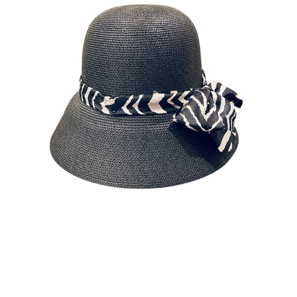Vintage Betmar Black and White Cloche Hat with Zebra Band